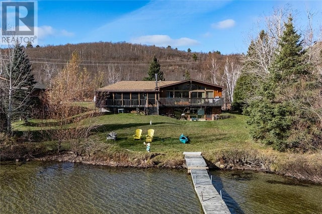 2247 Sandy Cove Road, Sudbury