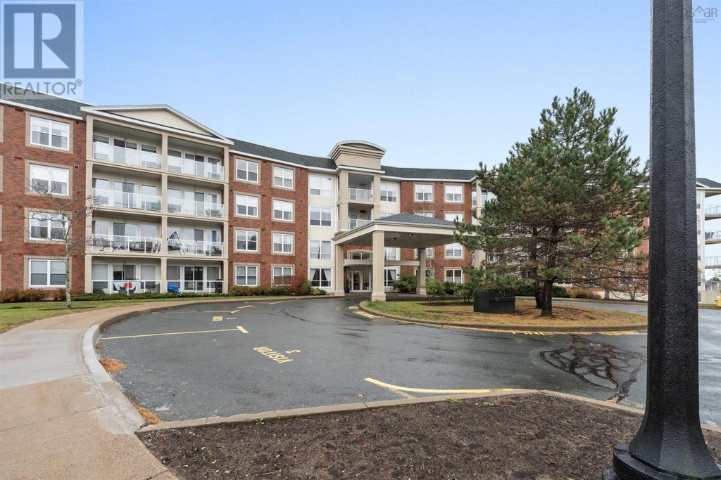 211 52 Whitehall Crescent, Dartmouth