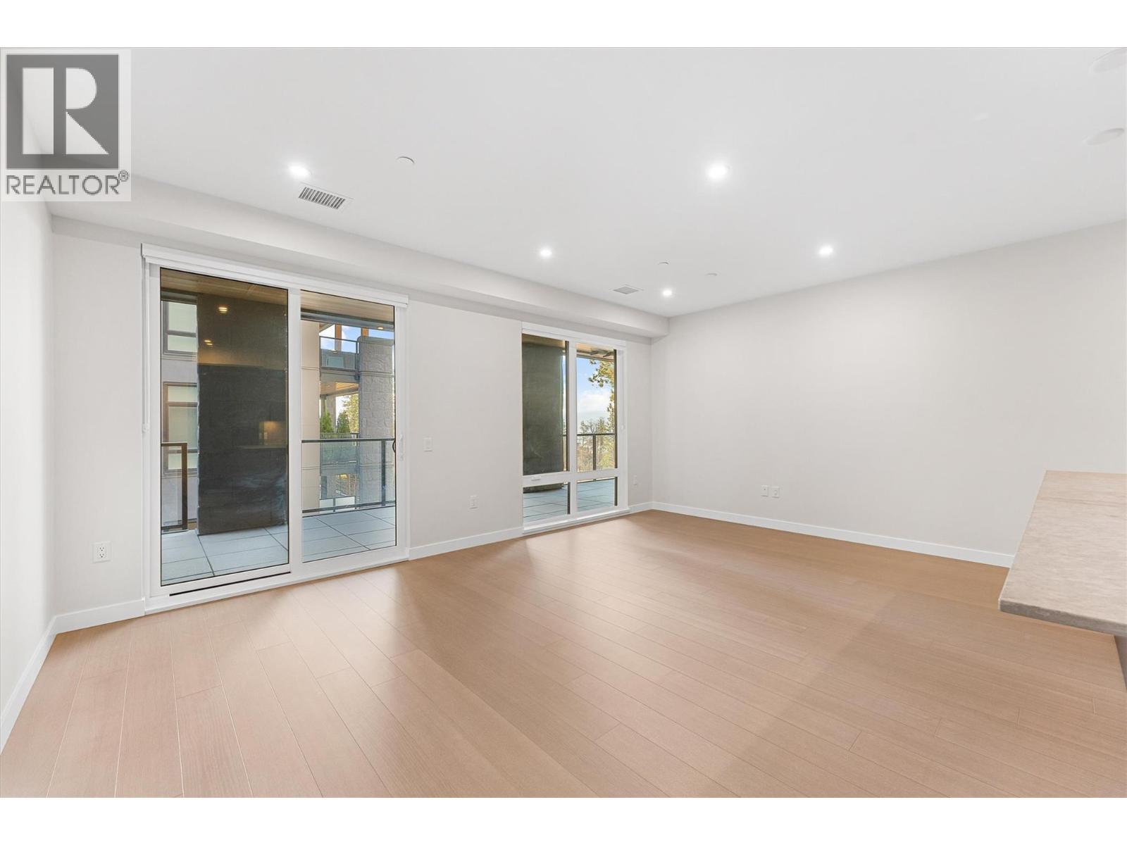 9654 Benchland Road Unit# 202. Lake Country, British Columbia