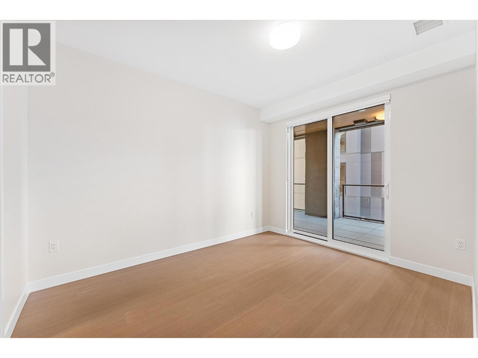 9654 Benchland Road Unit# 202. Lake Country, British Columbia