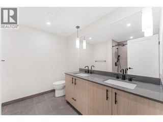 9654 Benchland Road Unit# 202. Lake Country, British Columbia