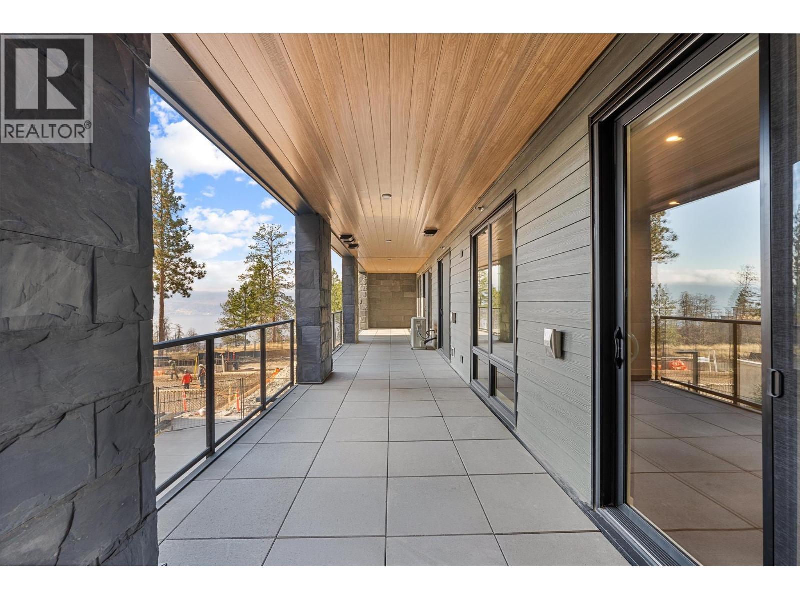 9654 Benchland Road Unit# 202. Lake Country, British Columbia