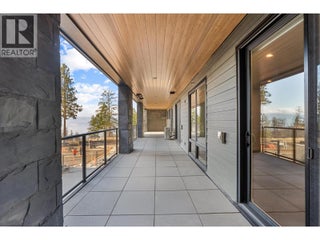 9654 Benchland Road Unit# 202. Lake Country, British Columbia