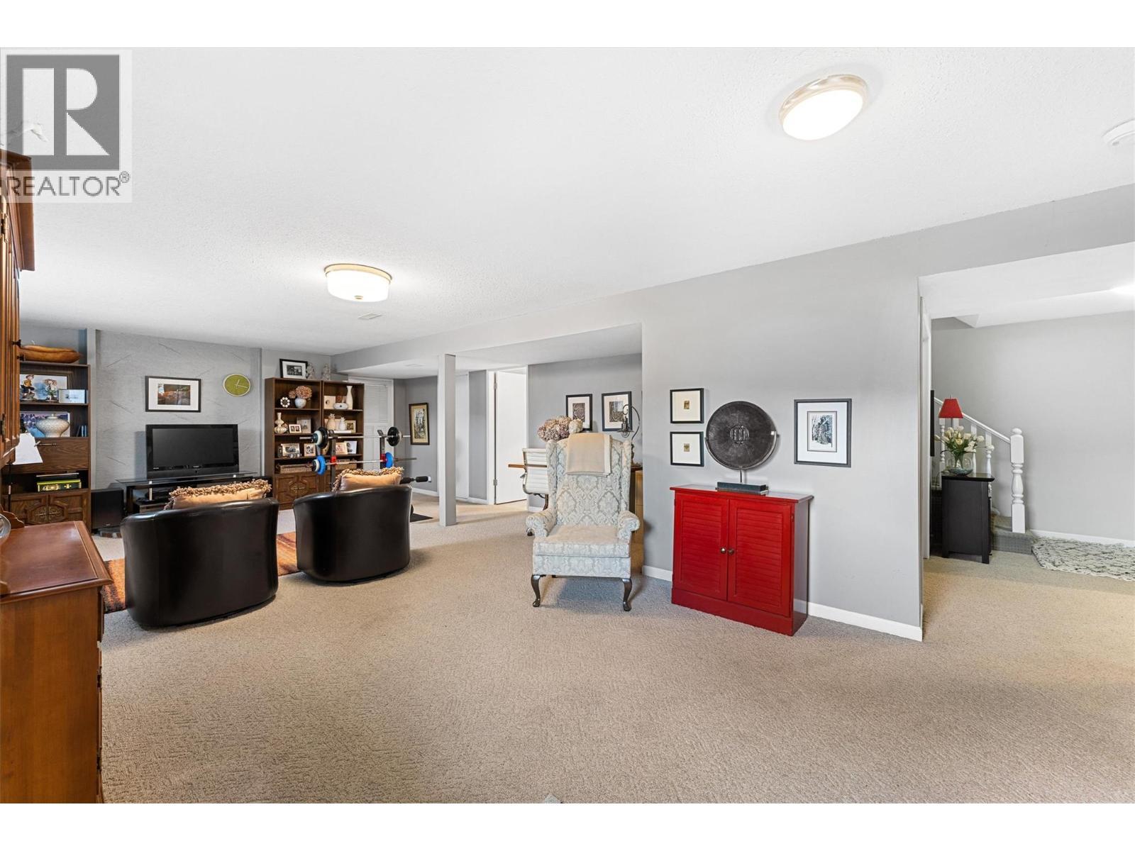 5254 Buchanan Road. Peachland, British Columbia