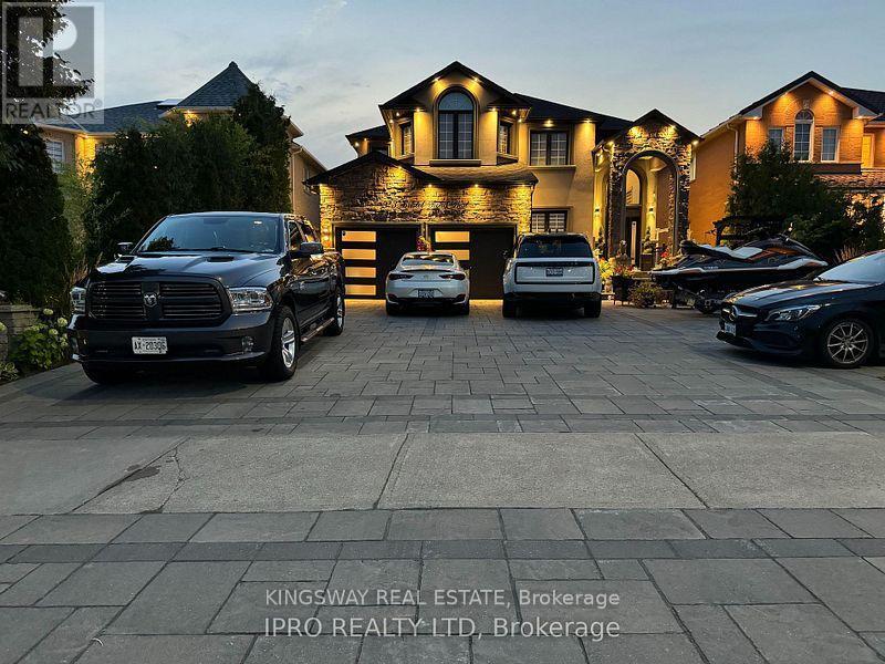 923 Bristol Road W, Mississauga (east Credit)