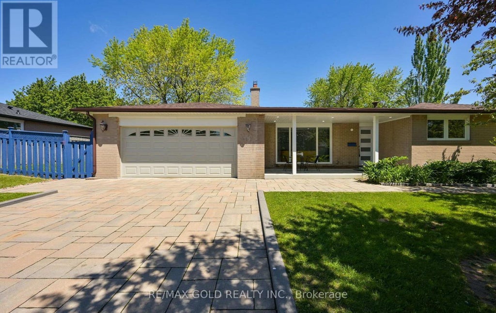 15 Flavian Crescent, Brampton (southgate)