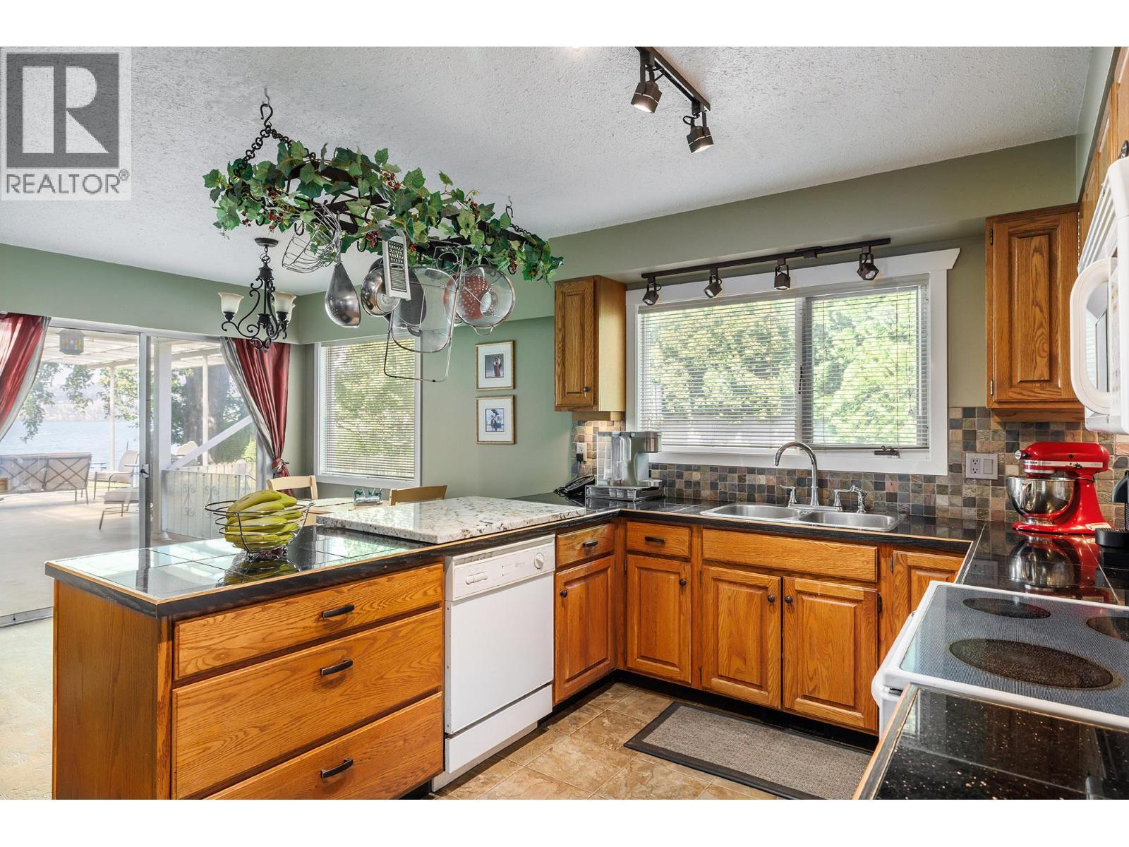 3264 Watt Road. Kelowna, British Columbia