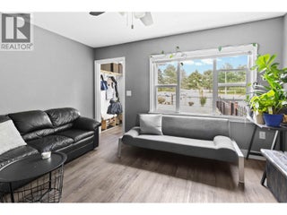 842 Glenmore Drive. Kelowna, British Columbia