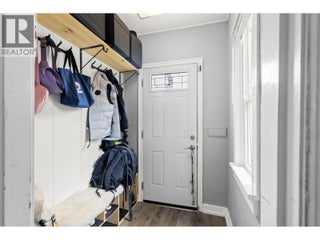 842 Glenmore Drive. Kelowna, British Columbia