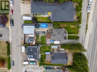 842 Glenmore Drive. Kelowna, British Columbia