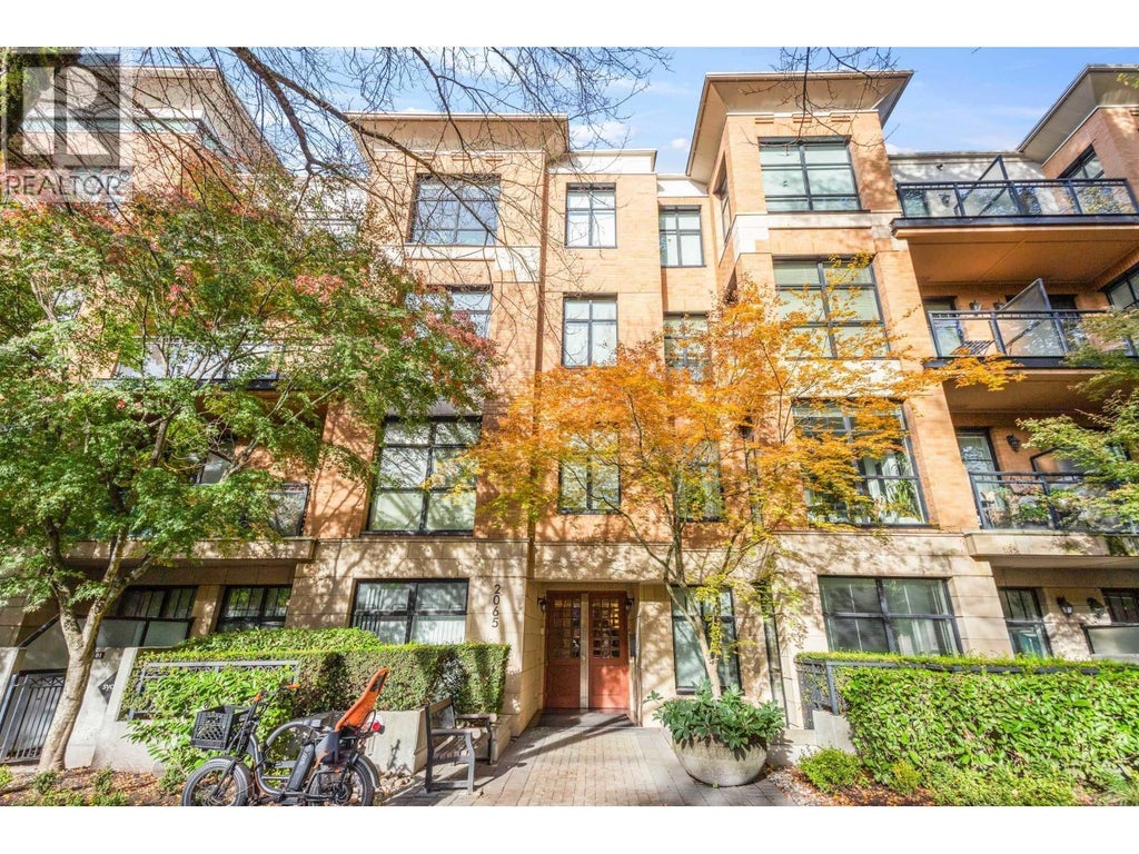 104 2065 W 12th Avenue, Vancouver