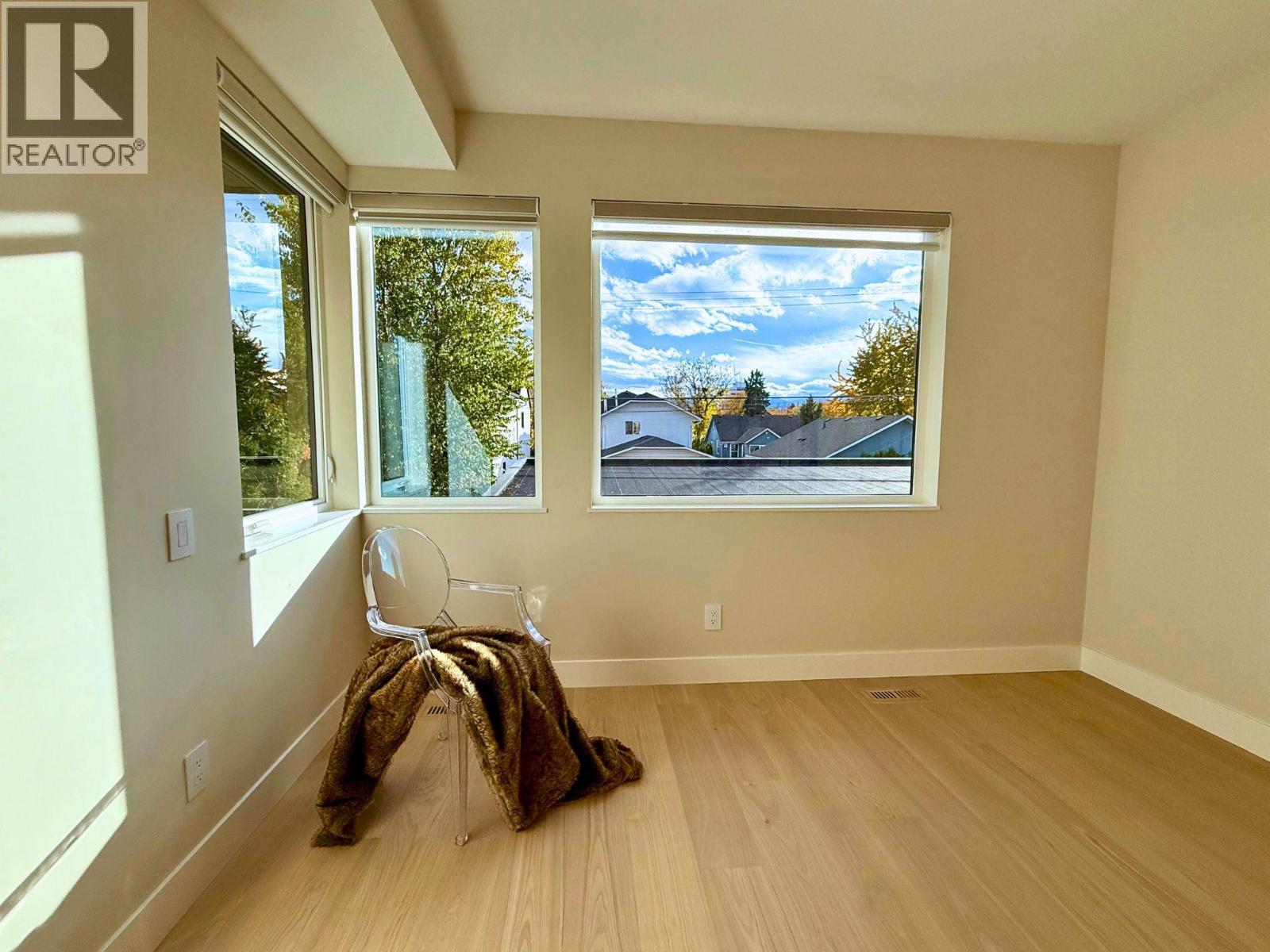 781 Martin Avenue Unit# 4. Kelowna, British Columbia