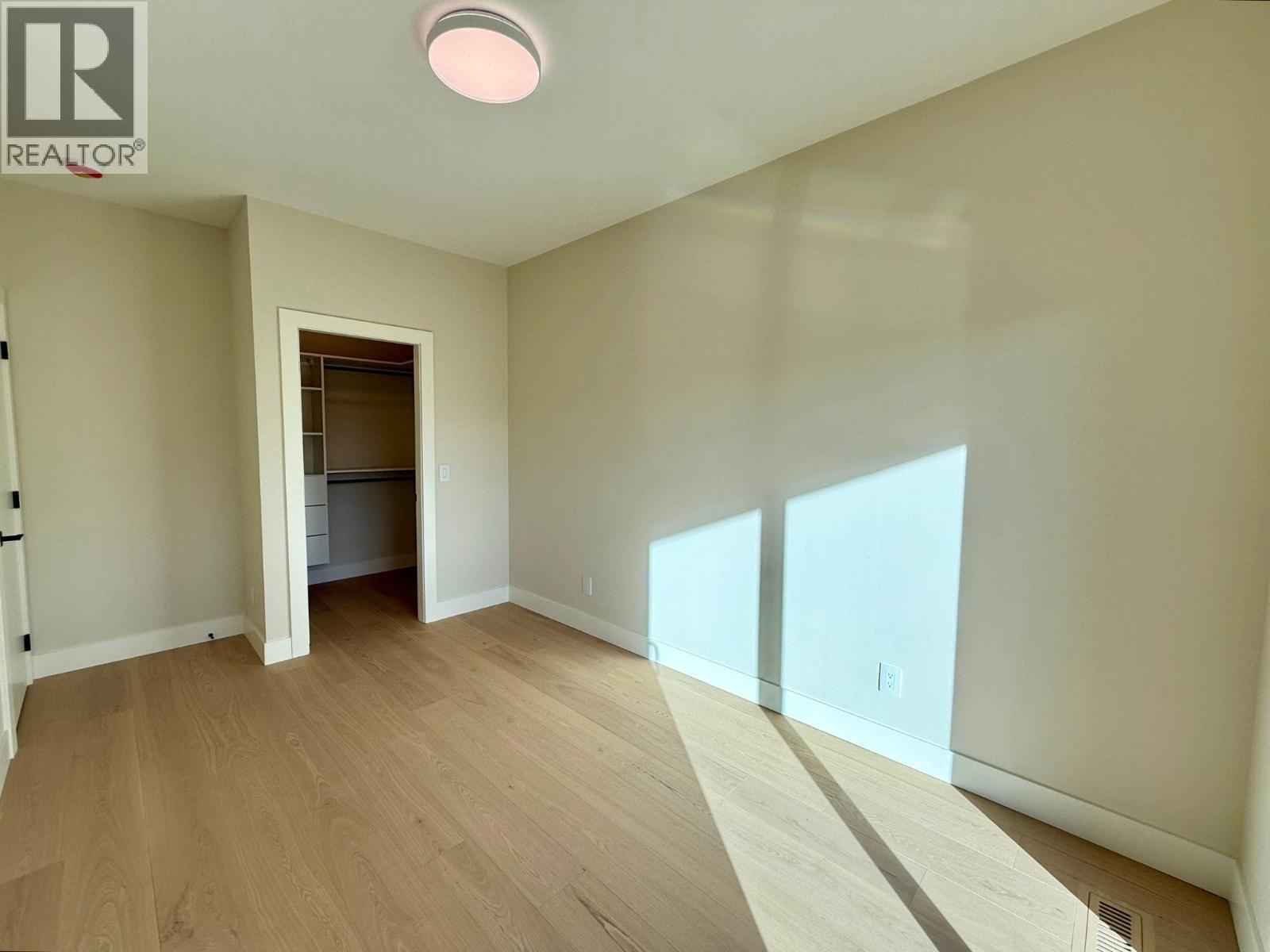 781 Martin Avenue Unit# 4. Kelowna, British Columbia