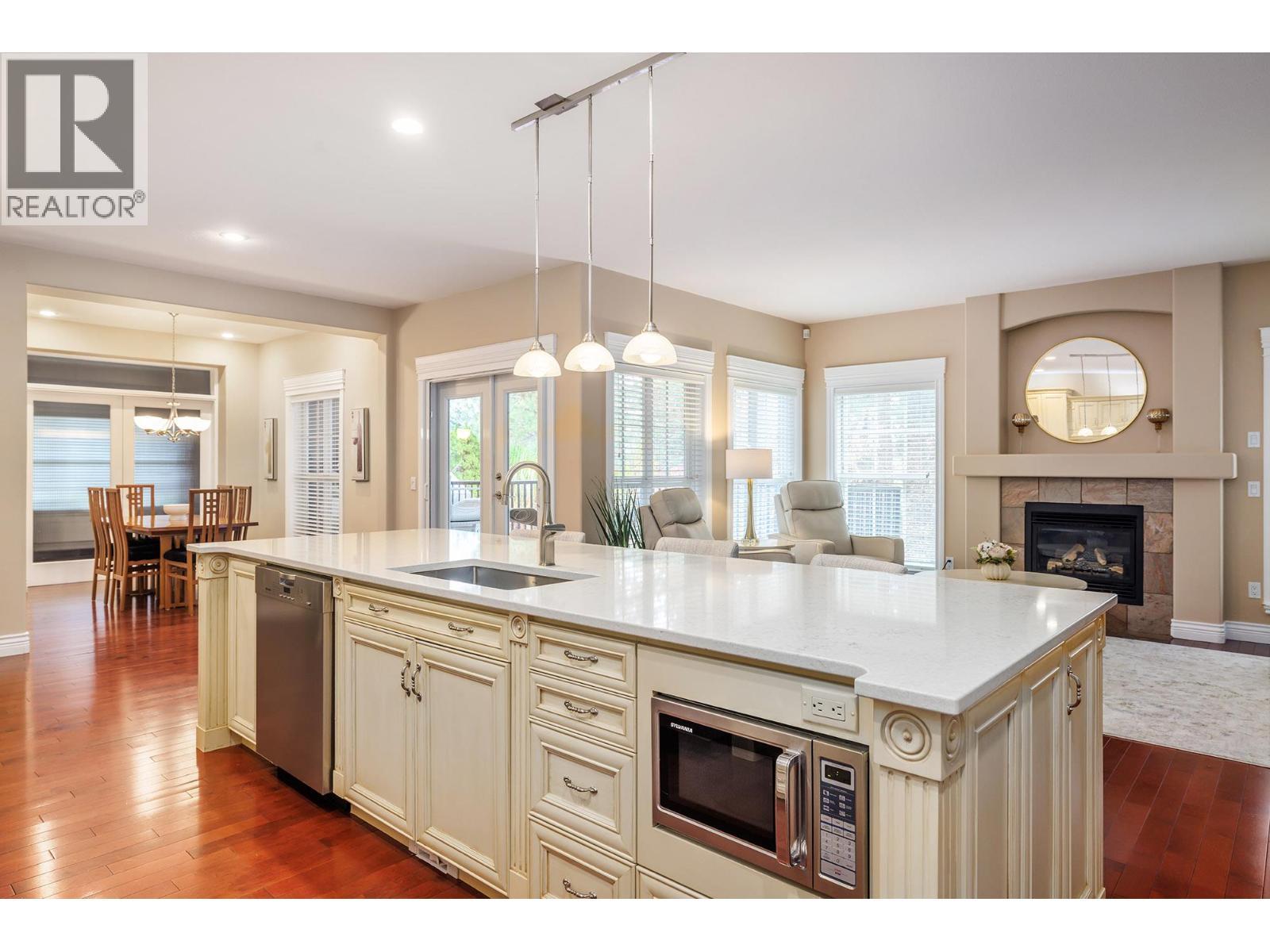 444 Quilchena Drive. Kelowna, British Columbia