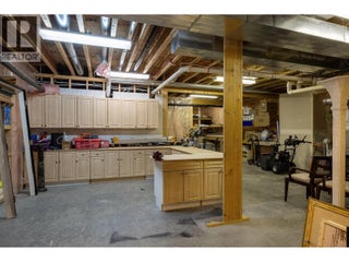 444 Quilchena Drive. Kelowna, British Columbia