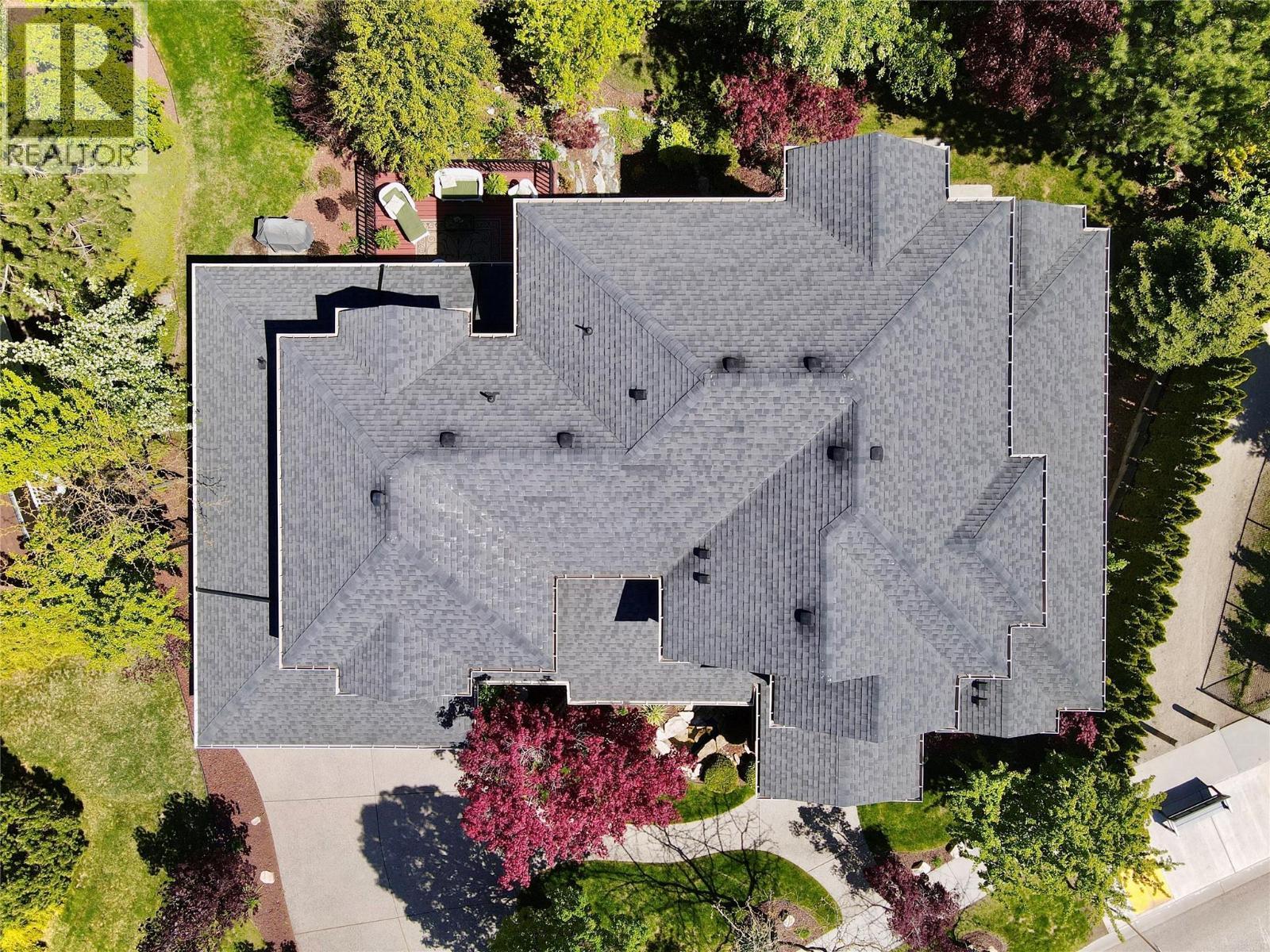 444 Quilchena Drive. Kelowna, British Columbia