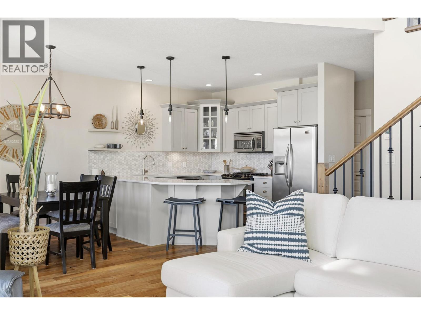 3950 Express Point Road Unit# 29. Scotch Creek, British Columbia