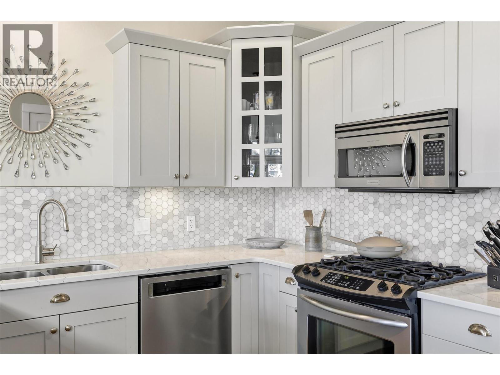 3950 Express Point Road Unit# 29. Scotch Creek, British Columbia