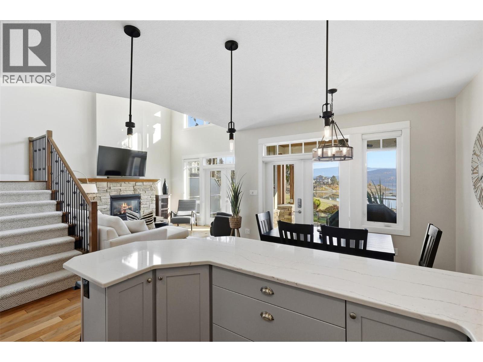 3950 Express Point Road Unit# 29. Scotch Creek, British Columbia