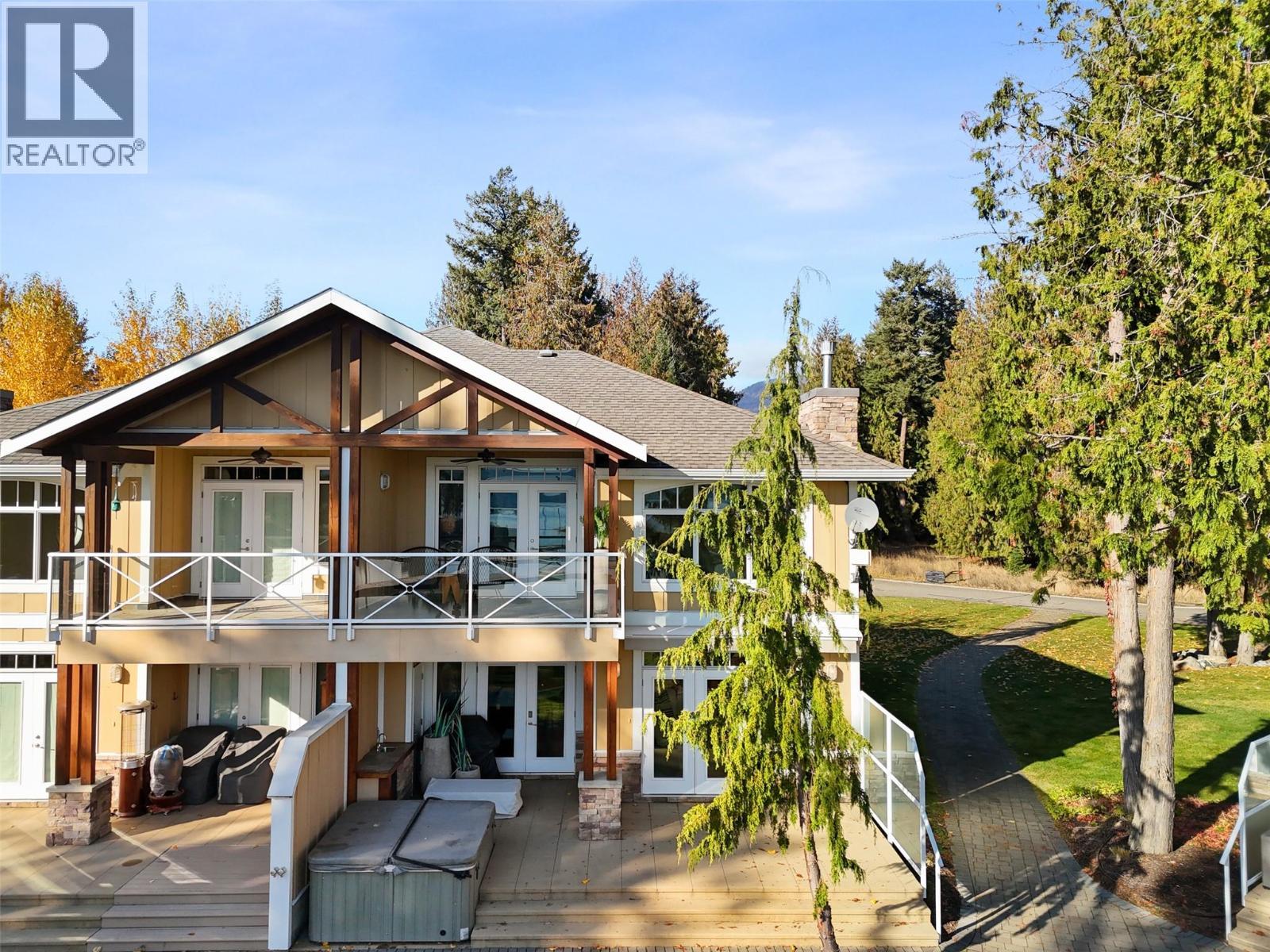 3950 Express Point Road Unit# 29. Scotch Creek, British Columbia