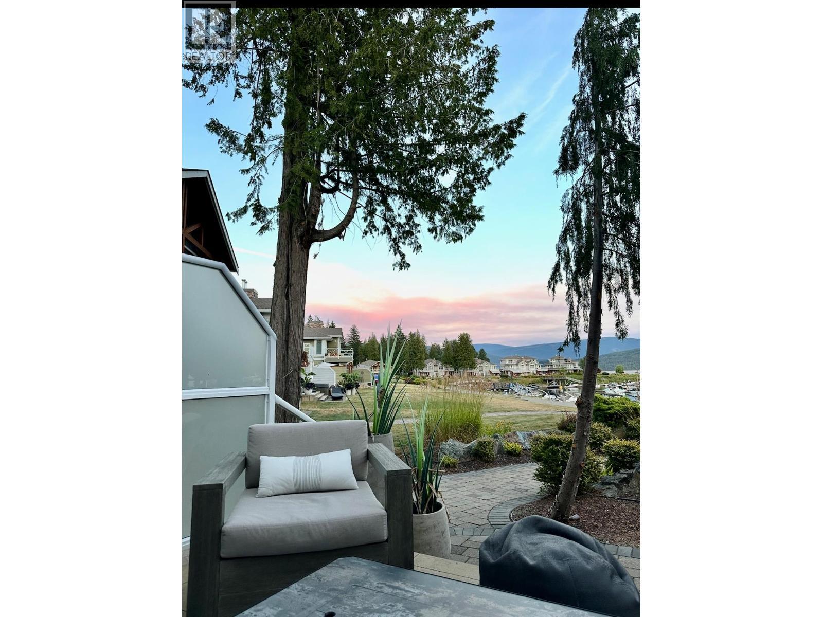 3950 Express Point Road Unit# 29. Scotch Creek, British Columbia