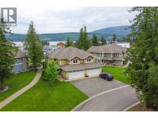 3950 Express Point Road Unit# 29. Scotch Creek, British Columbia