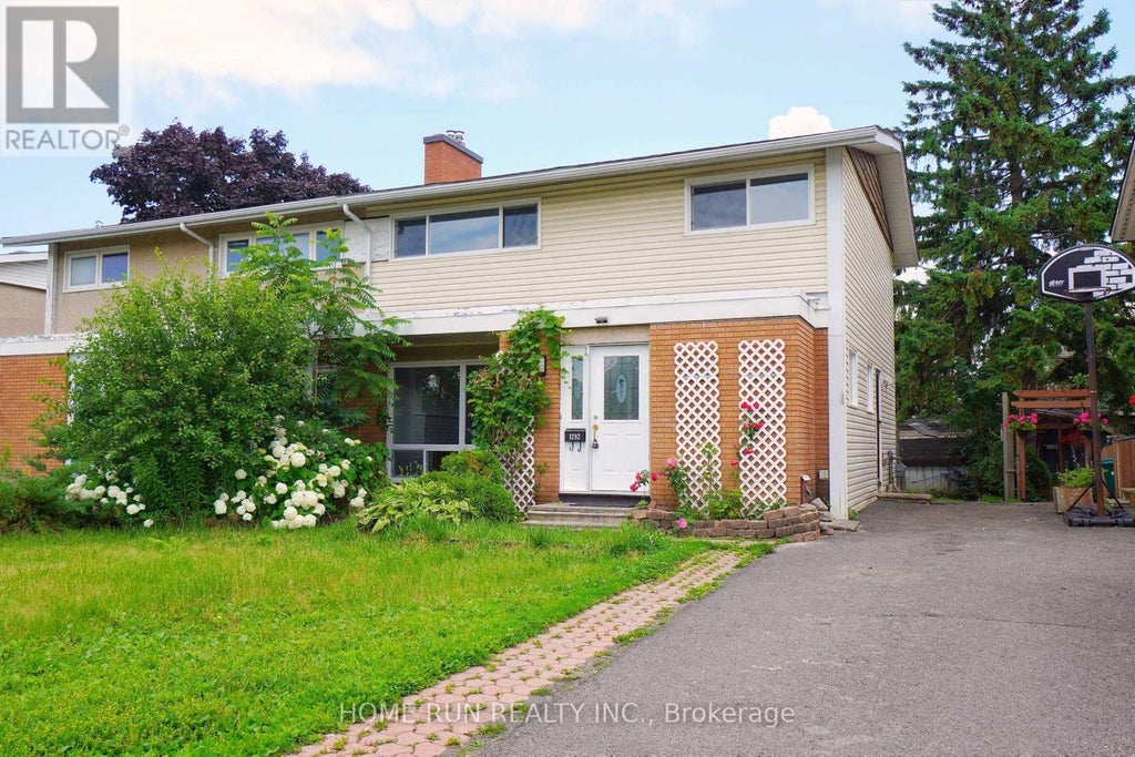1292 Meadowlands Drive E, Ottawa
