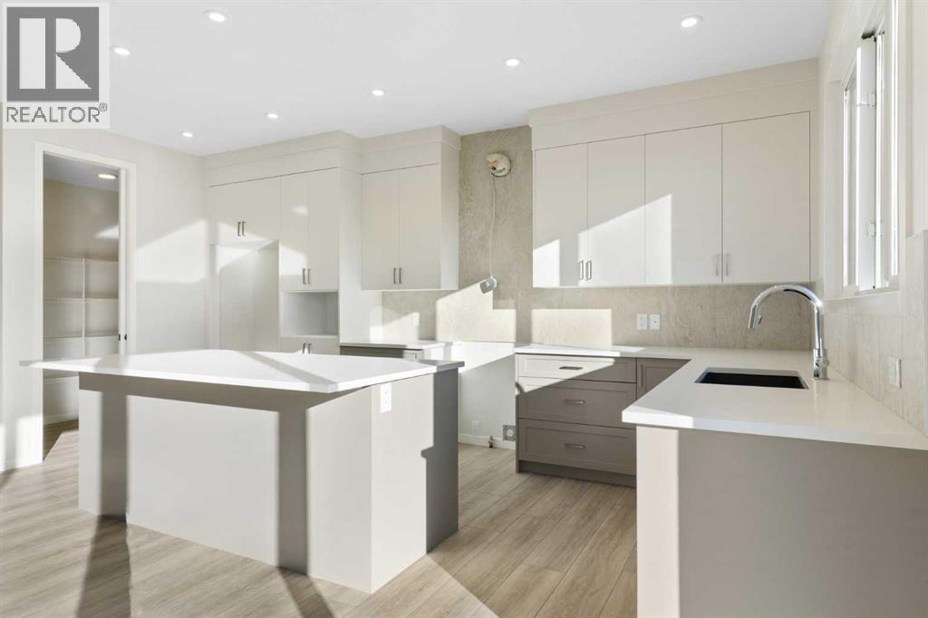 218 West Grove Lane Sw, Calgary