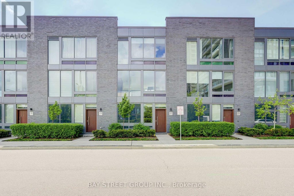 27 Sonic Way, Toronto (flemingdon Park)