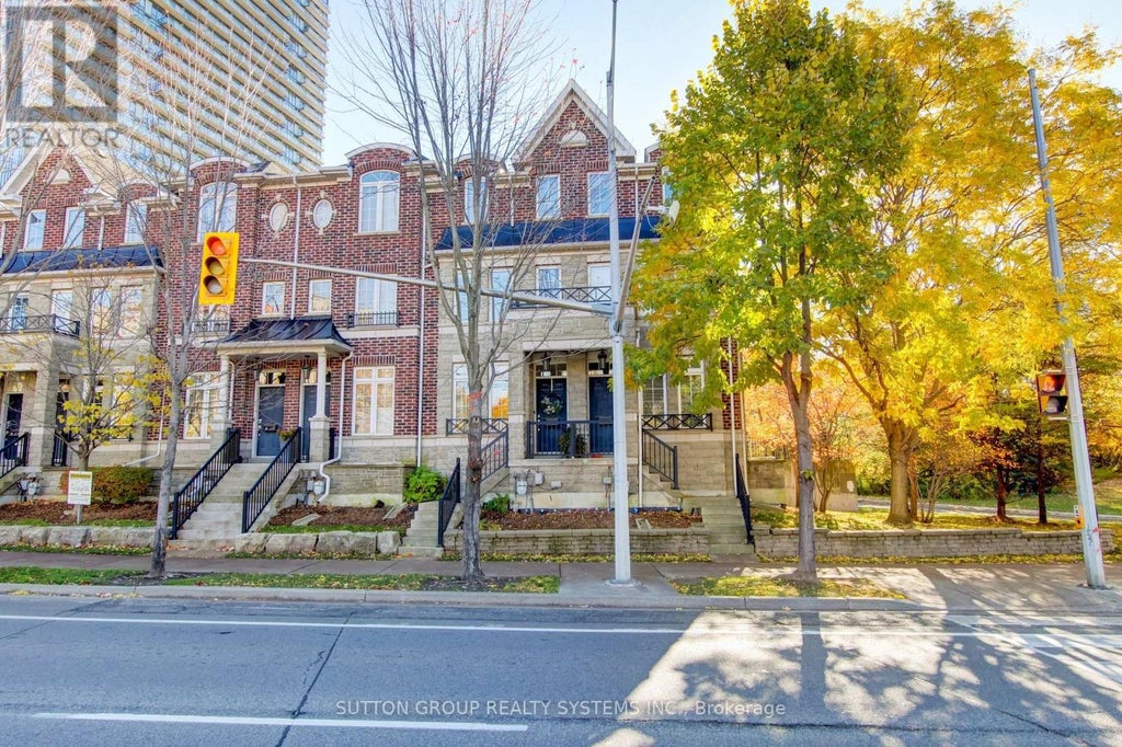 85 - 119b The Queensway, Toronto (high Park-Swansea)