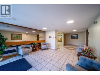 1055 Glenwood Avenue Unit# 101. Kelowna, British Columbia