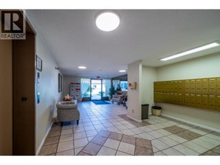 1055 Glenwood Avenue Unit# 101. Kelowna, British Columbia