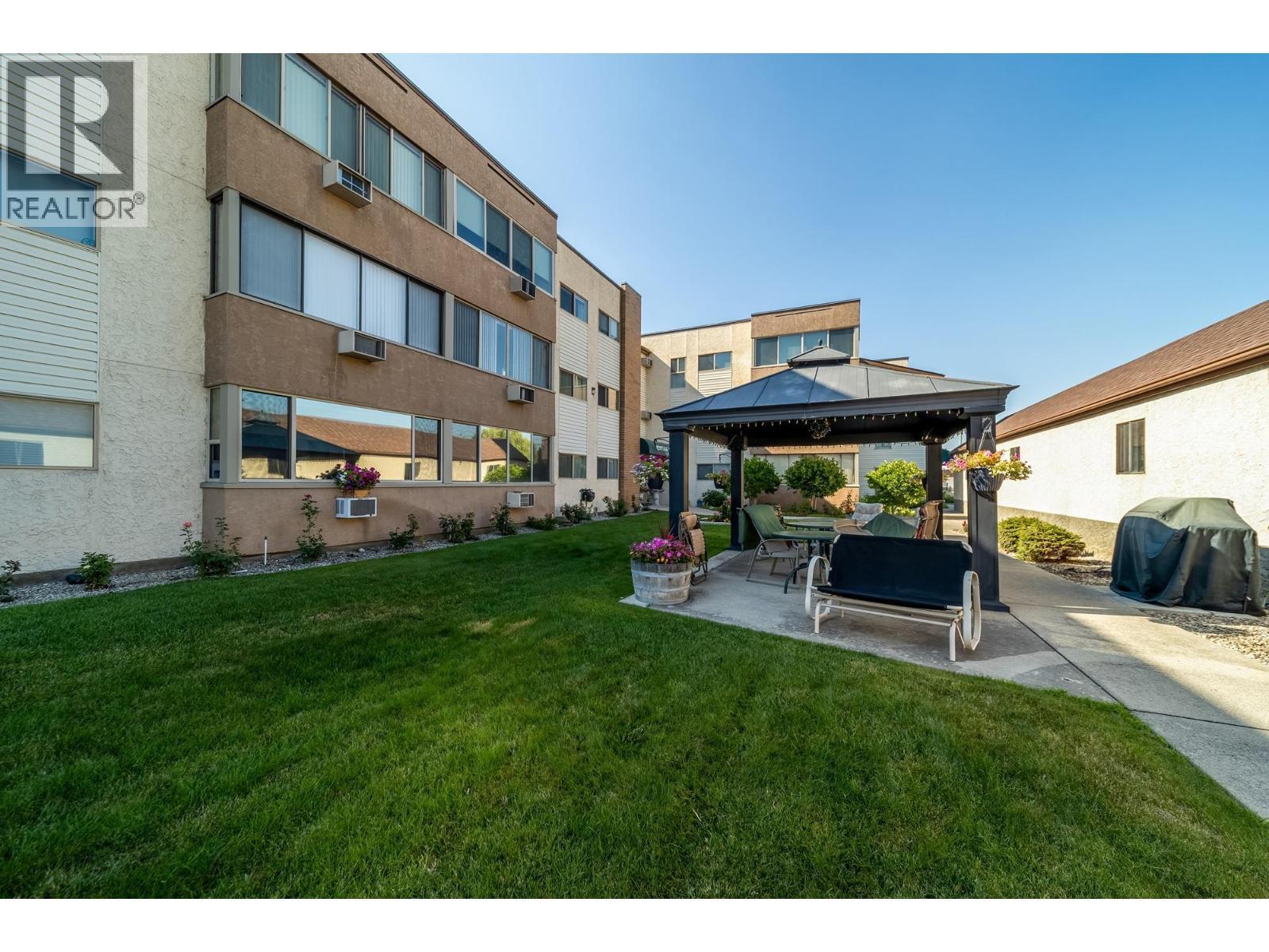 1055 Glenwood Avenue Unit# 101. Kelowna, British Columbia