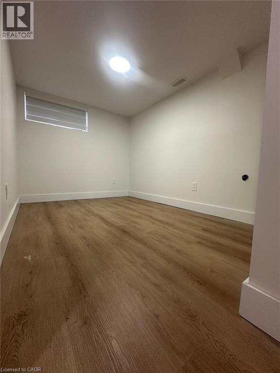 32-lower Munroe Street, Kitchener