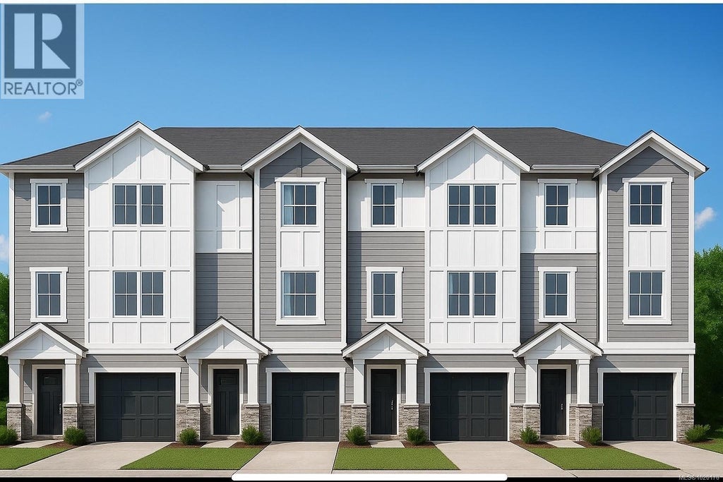 3 621 Broadway Street, Saanich