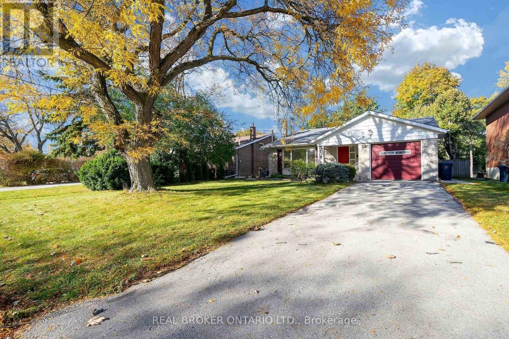 36 Marthclare Avenue, Toronto (parkwoods-Donalda)