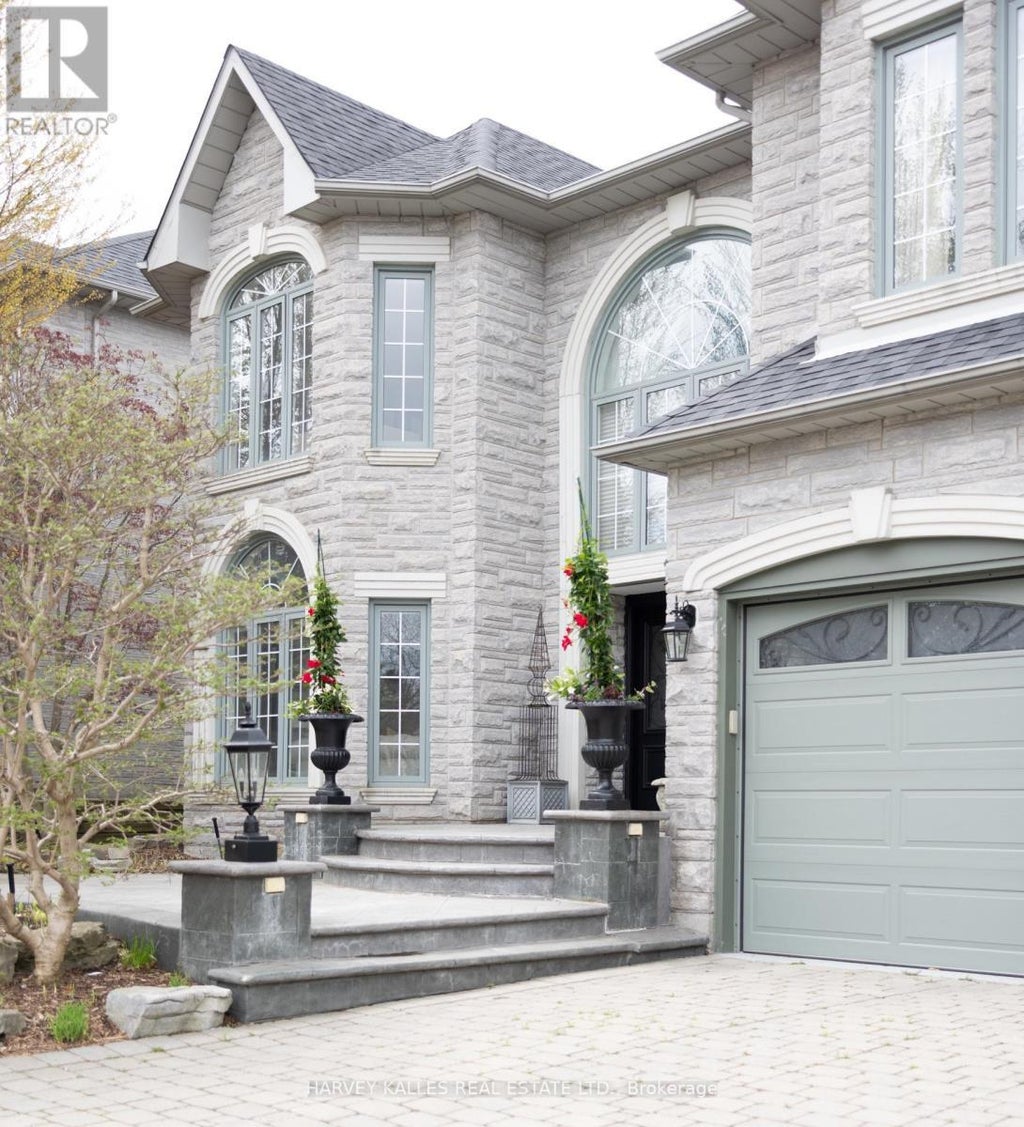 60 Bowan Court, Toronto (bayview Woods-Steeles)