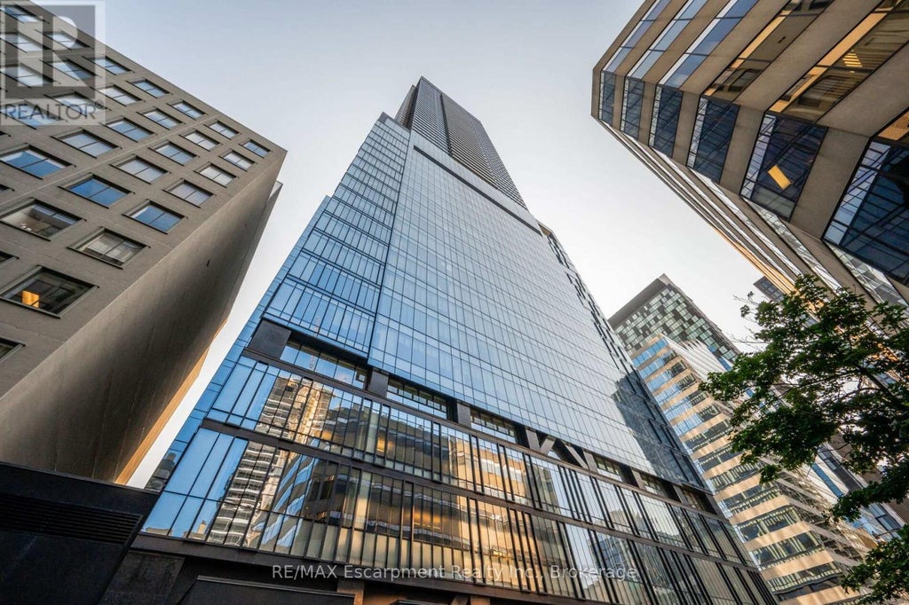 2816 - 488 University Avenue, Toronto (university)