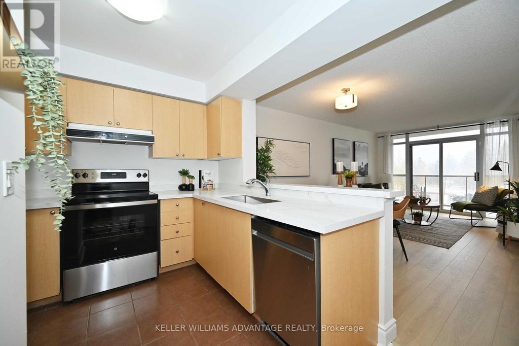 516 - 3650 Kingston Road, Toronto (scarborough Village)