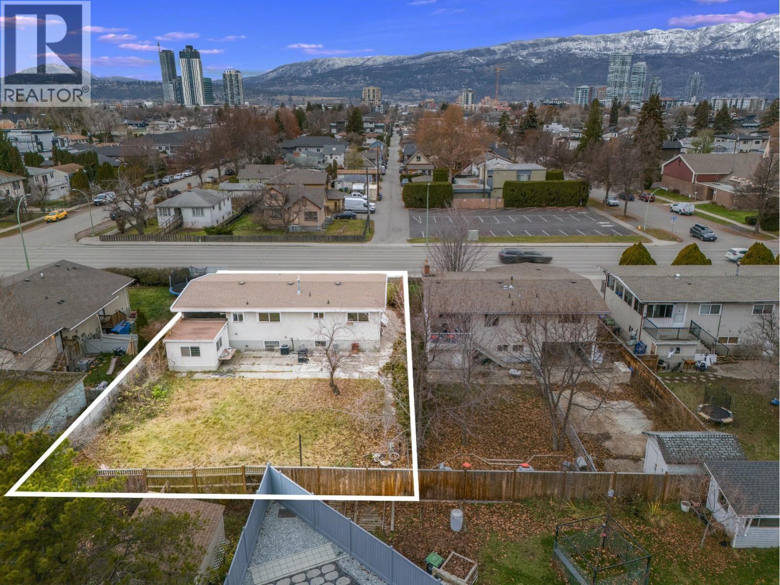 1395 Gordon Drive. Kelowna, British Columbia