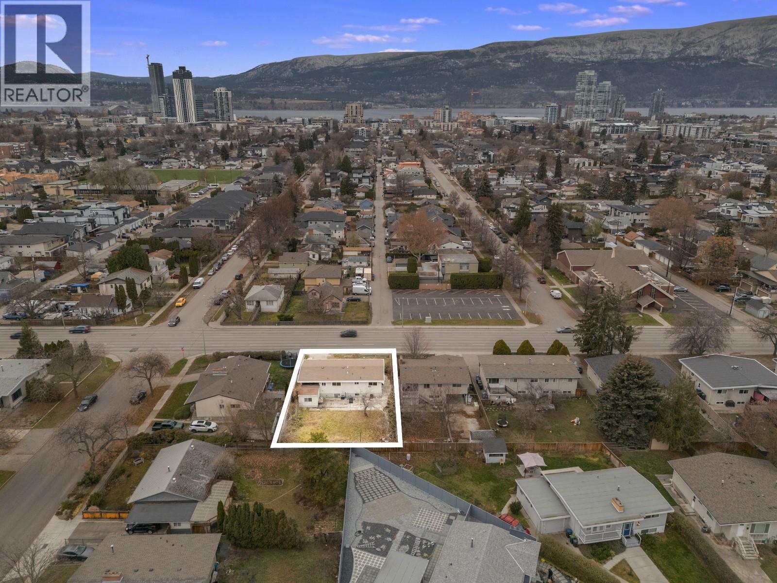 1395 Gordon Drive. Kelowna, British Columbia