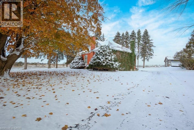 785177 Oxford Rd 33, Woodstock