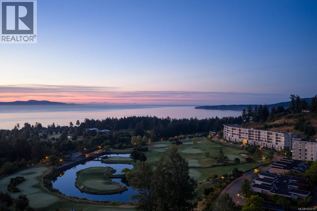 5322 Sayward Hill Crecent, Saanich