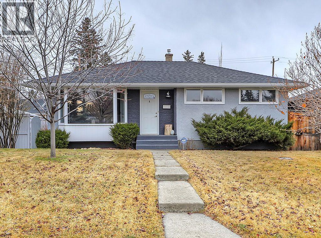 56 Glenpatrick Drive Sw, Calgary