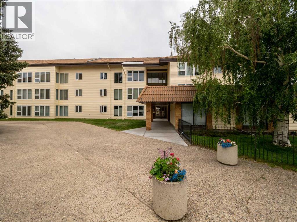 302, 65 Temple Boulevard W, Lethbridge