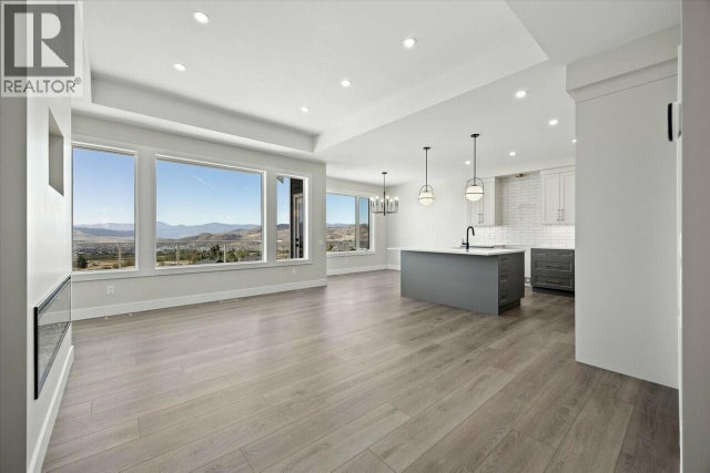 Photo of Listing #10369066