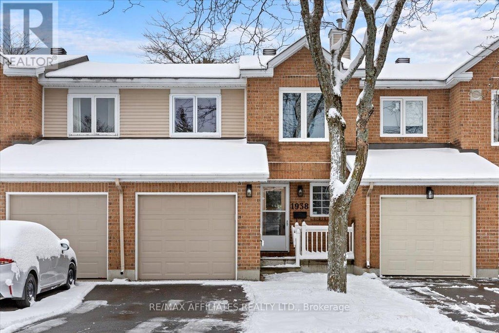1938 Ashmont Street, Ottawa