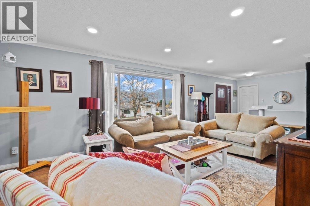 70 18 Street Ne. Salmon Arm, British Columbia