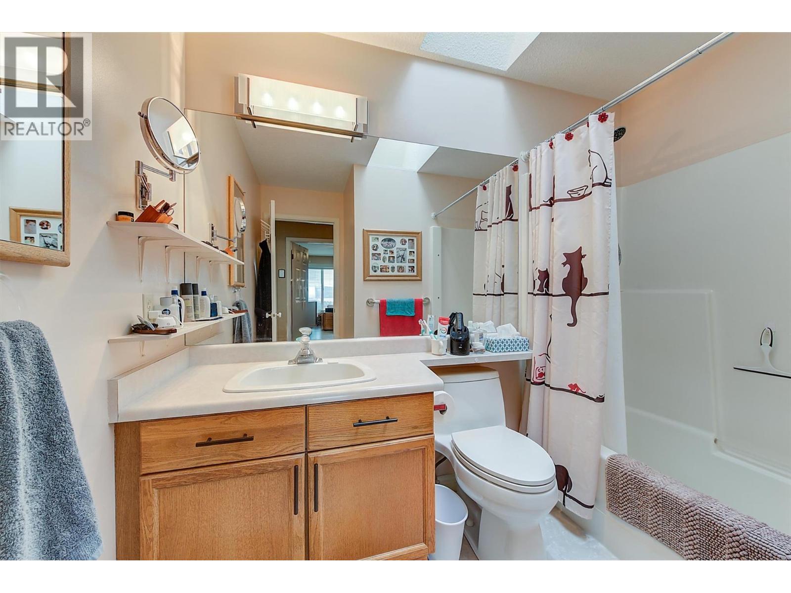 3815 Brown Road Unit# 307. West Kelowna, British Columbia