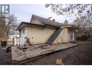 2214 32 Street. Vernon, British Columbia